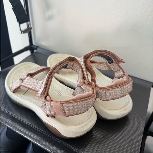 TEVA Hurricane XLT2 Beige - Picture 3 of 7